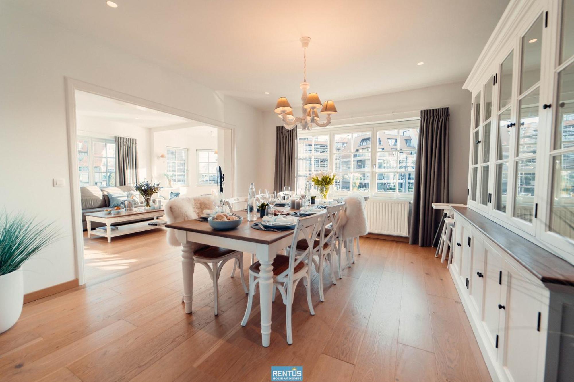 Villa Promenade - Luxuriously Apartment For 8 People 니우포르트 외부 사진
