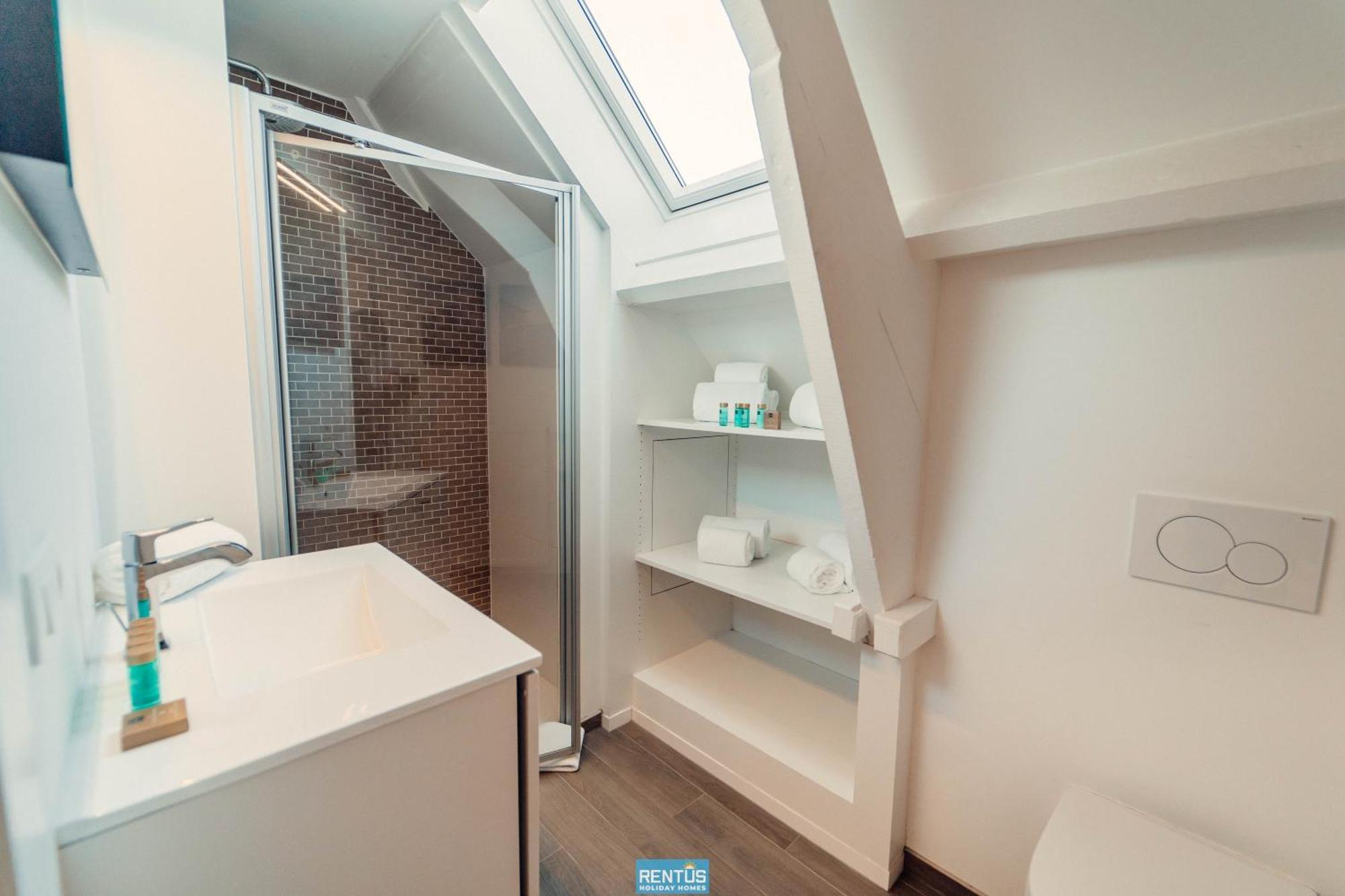 Villa Promenade - Luxuriously Apartment For 8 People 니우포르트 외부 사진